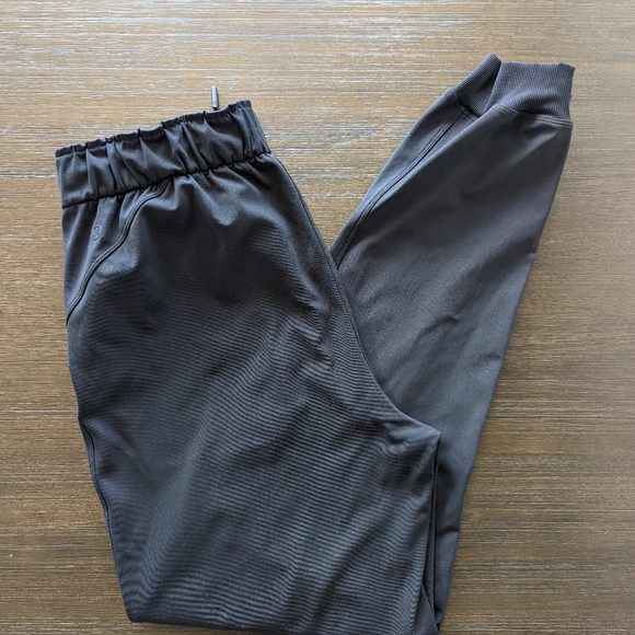 Lululemon Luxtreme Stretch High-Rise Joggers - Picture 4 of 6